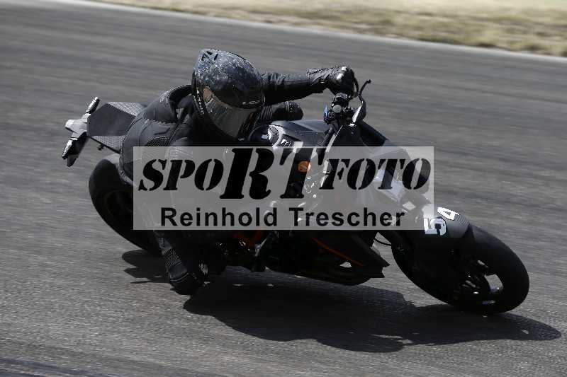 /21 17.06.2026  Ducati Schweiz Track Warmup ADR/Gruppe gelb/54